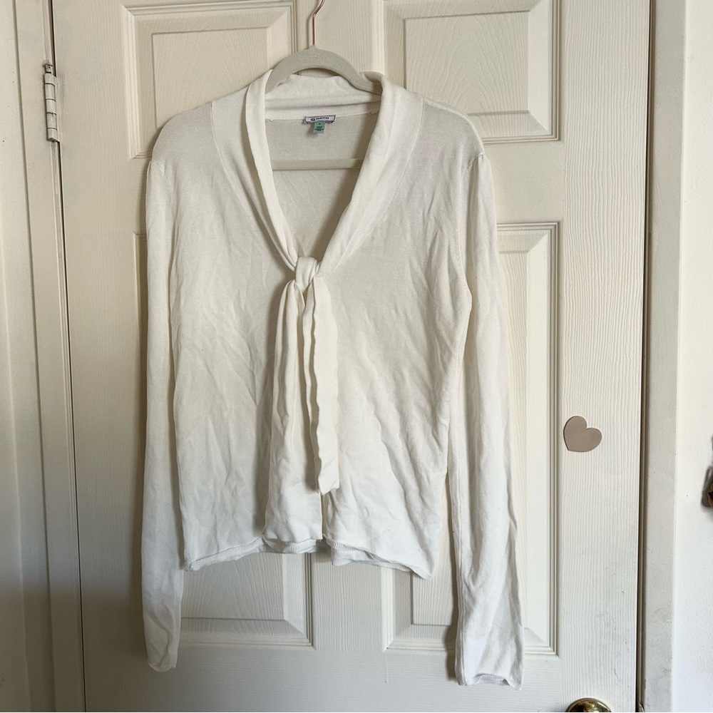 Long sleeve white sweater